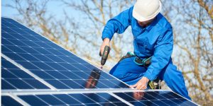 Installation Maintenance Panneaux Solaires Photovoltaïques à Gluiras